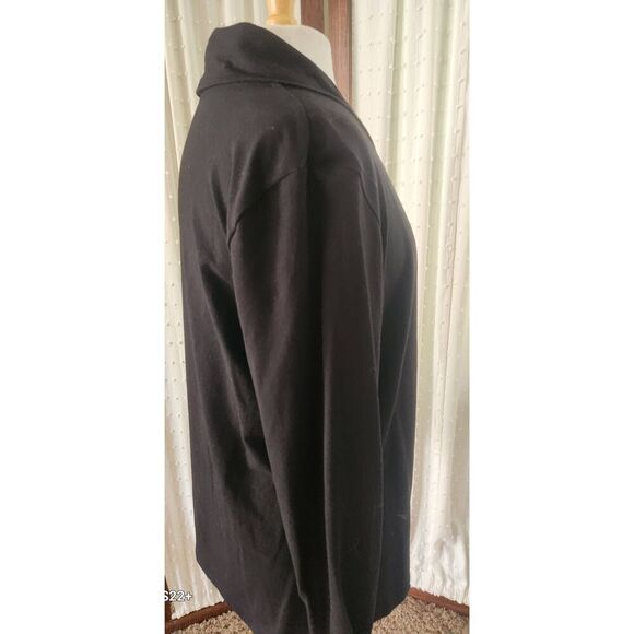 T2 D & Co Essentials black top - Picture 7 of 10